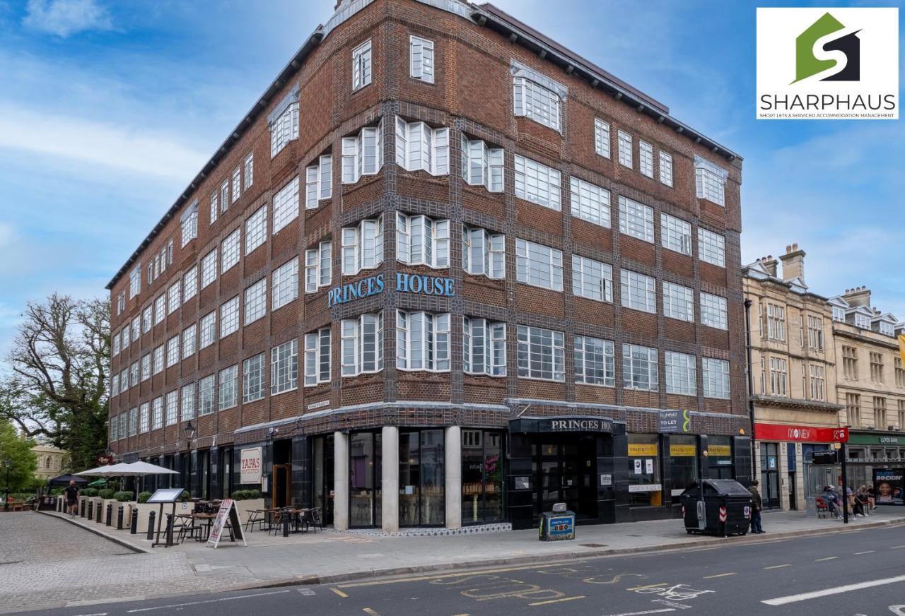 Appartement Sleek & Stylish 2-bed In The Heart Of By Sharphaus Short Lets & Serviced Management *
