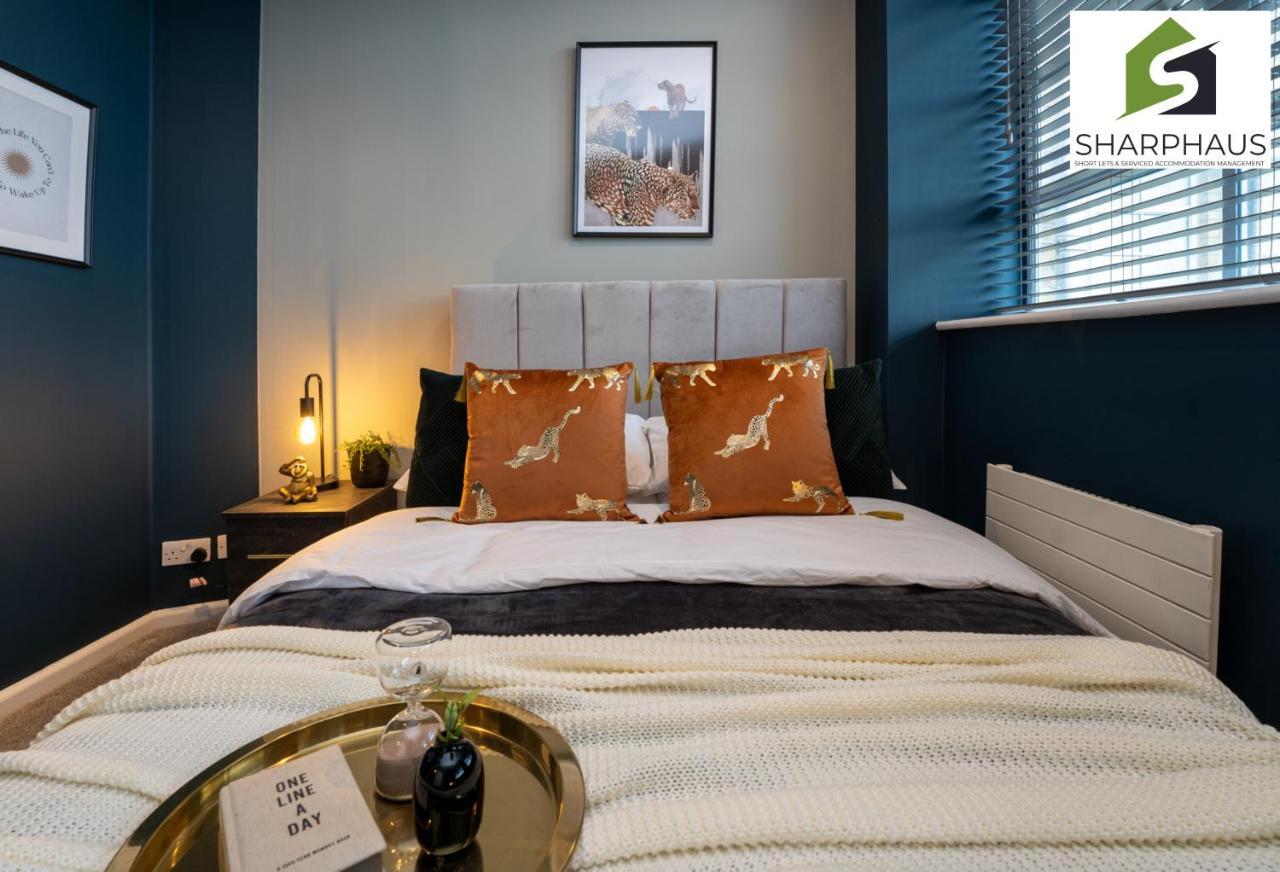 Sleek & Stylish 2-bed In The Heart Of By Sharphaus Short Lets & Serviced Management Appartement Hove
